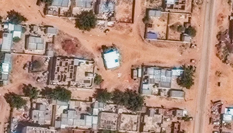 دفن جماعي وثقته أقمار اصطناعية