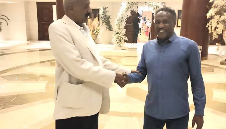 إبراهومة مع مسؤل القوز أبو حمد